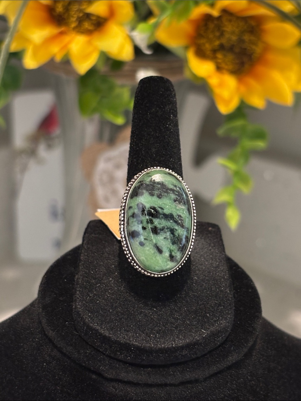 Elegant Green and Black Oval Ruby Zoisite Gemstone Ring Size 6.5